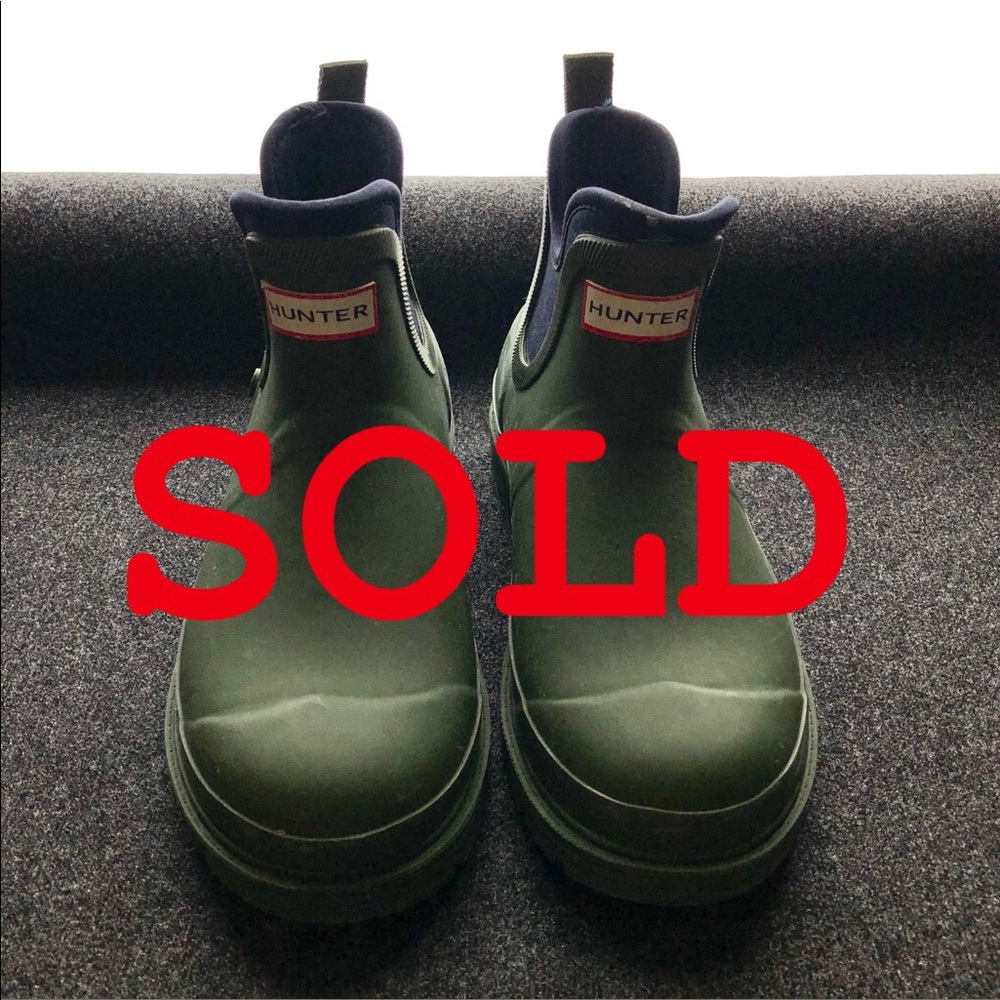 HUNTER X TARGET Rainboot SIZE COMPARE TO VANS 8.5